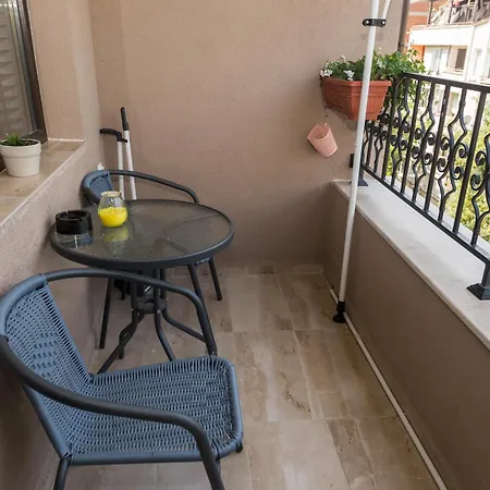 Kashmir Deluxe With Parking Апартаменты