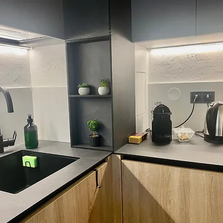 Kashmir Deluxe With Parking * 布尔加斯