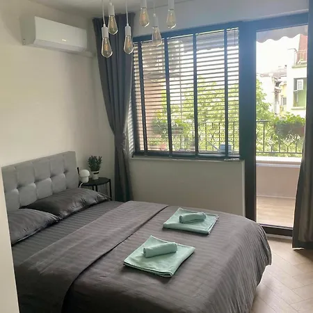 Kashmir Deluxe With Parking Апартаменты Бургас